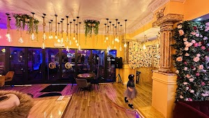 Ombre Grill & Lounge place picture